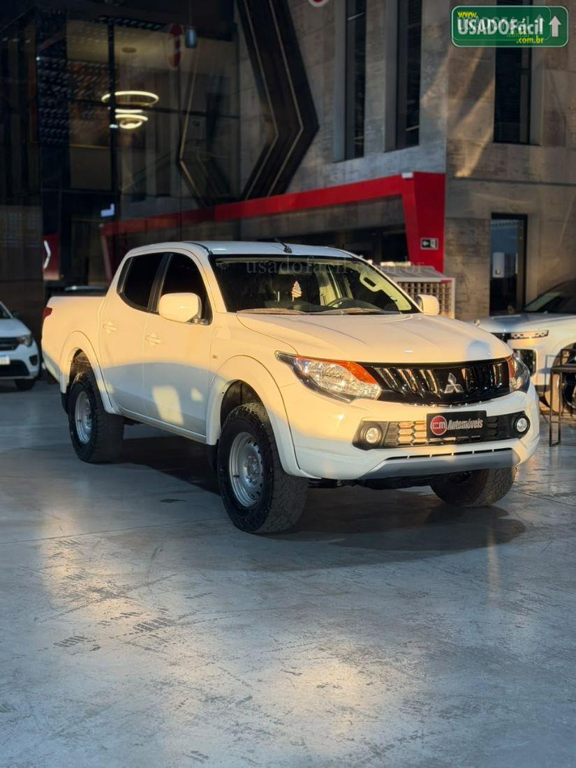 MITSUBISHI L200 Triton Spo 2.4 Automático Diesel 2023/2024 — foto 3 de 13