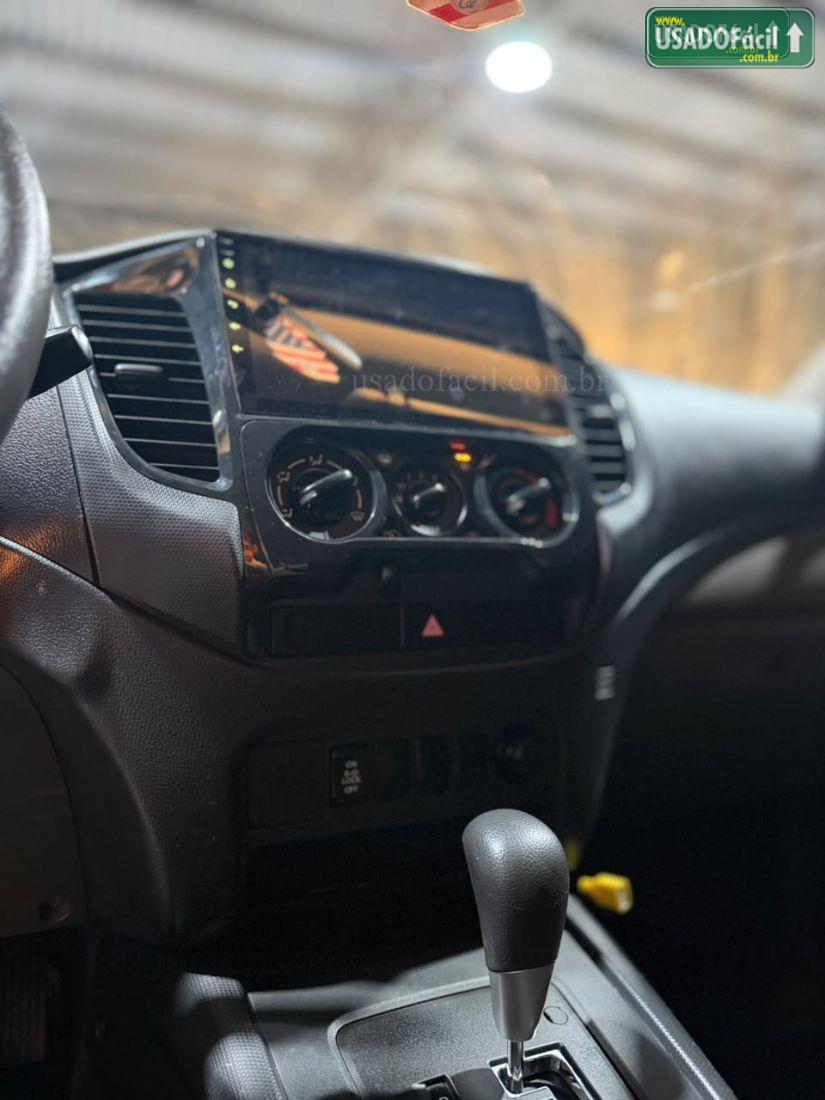 MITSUBISHI L200 Triton Spo 2.4 Automático Diesel 2023/2024 — foto 8 de 13