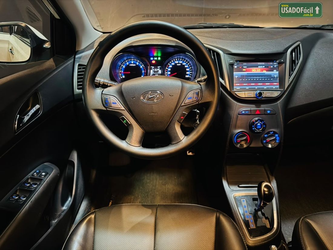 Hyundai HB20X Hatch Premium 1.6 Automático Flex 2015/2015 — foto 21 de 28