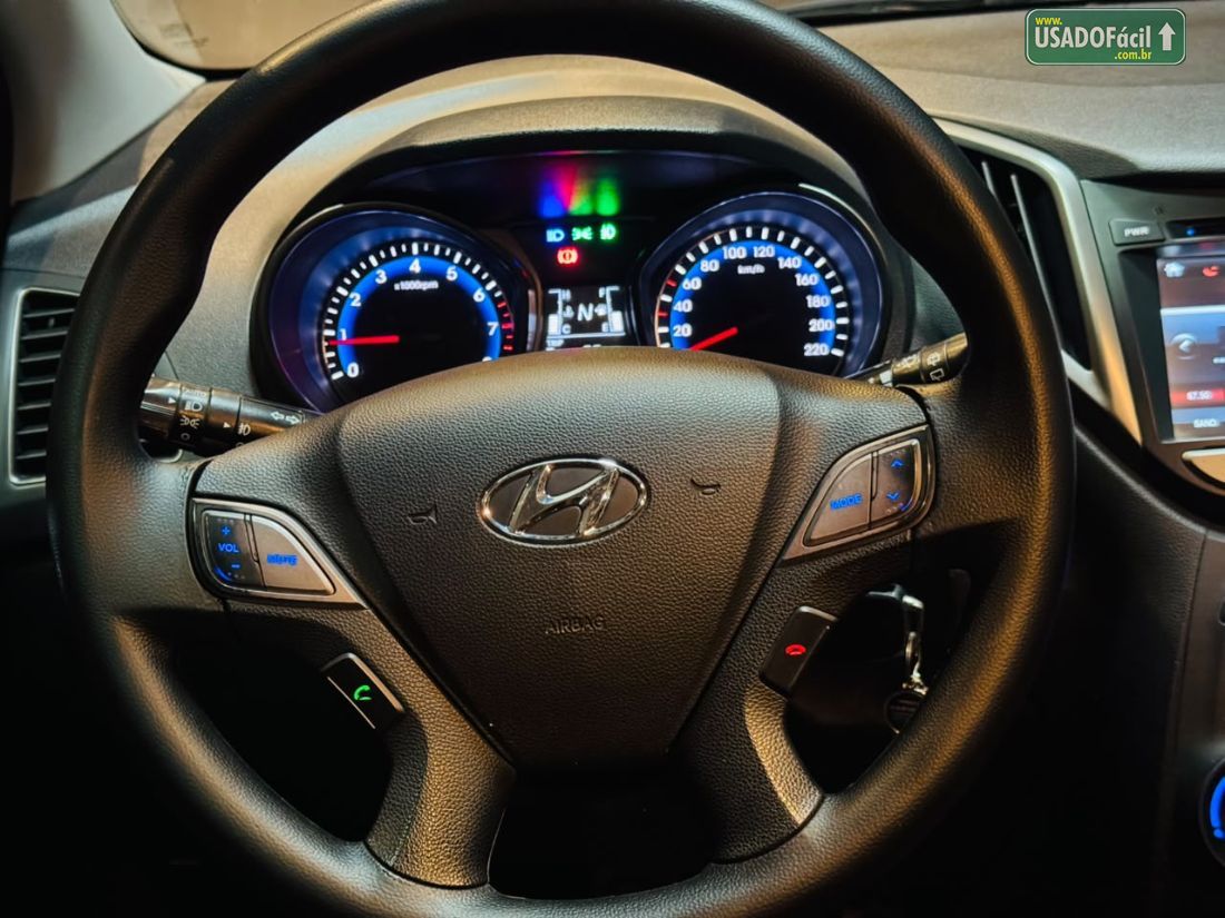 Hyundai HB20X Hatch Premium 1.6 Automático Flex 2015/2015 — foto 22 de 28
