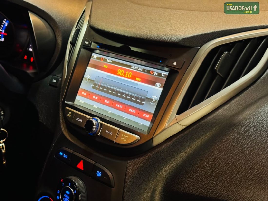 Hyundai HB20X Hatch Premium 1.6 Automático Flex 2015/2015 — foto 24 de 28