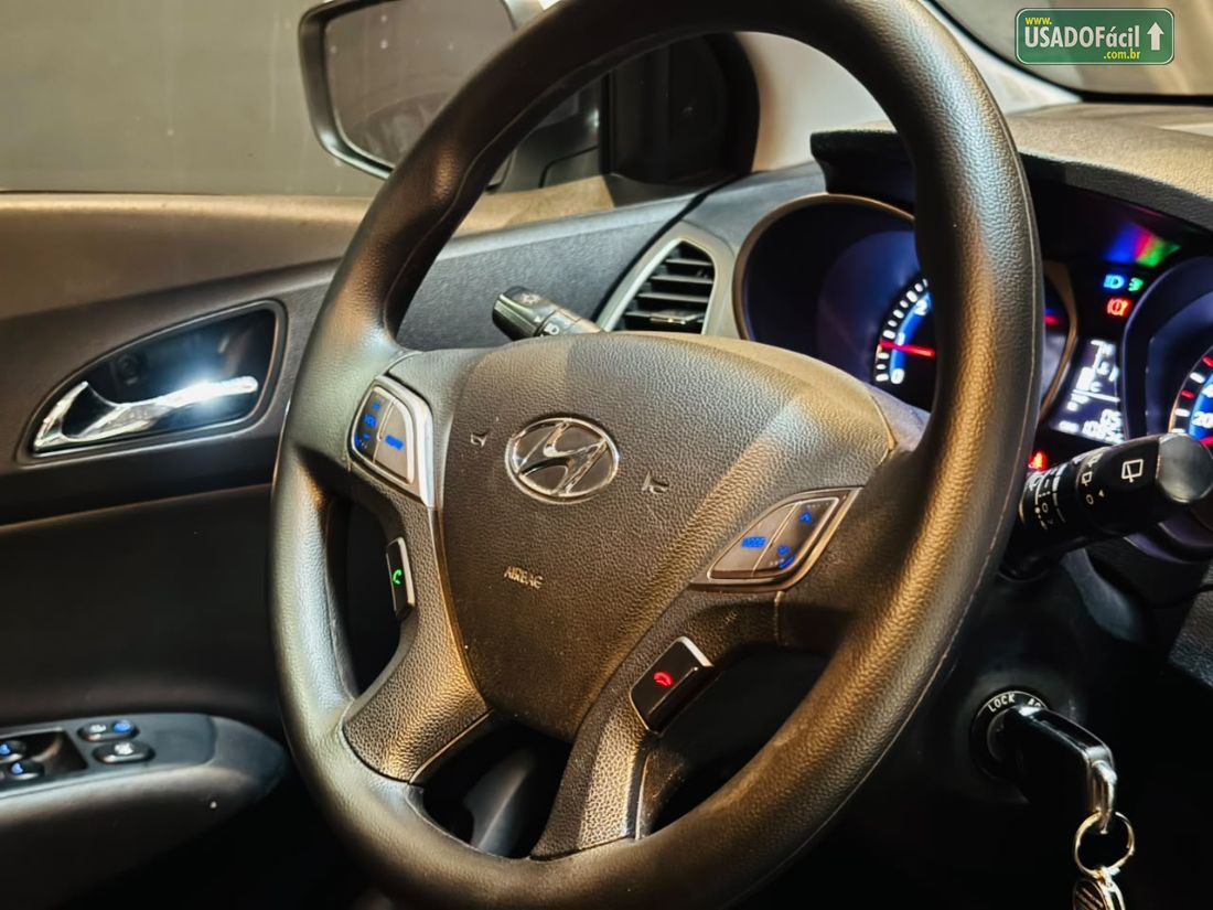 Hyundai HB20X Hatch Premium 1.6 Automático Flex 2015/2015 — foto 25 de 28