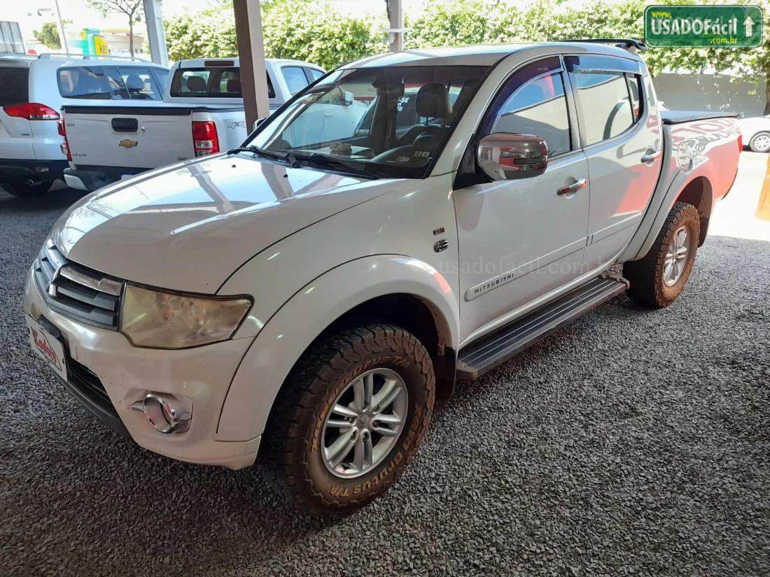 MITSUBISHI L200 Triton HPE CD 3.2 Turbo Automático Diesel 2013/2014 — foto 2 de 11