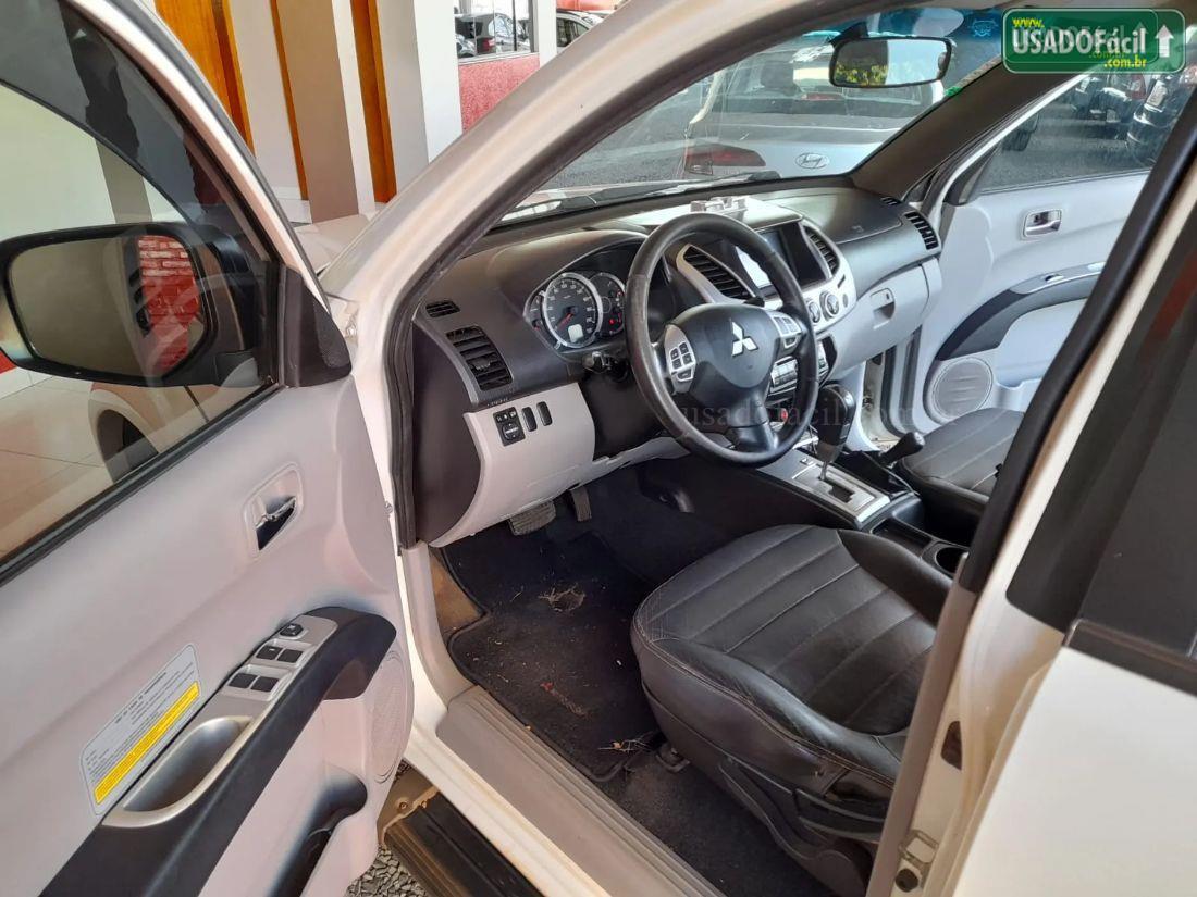 MITSUBISHI L200 Triton HPE CD 3.2 Turbo Automático Diesel 2013/2014 — foto 11 de 11