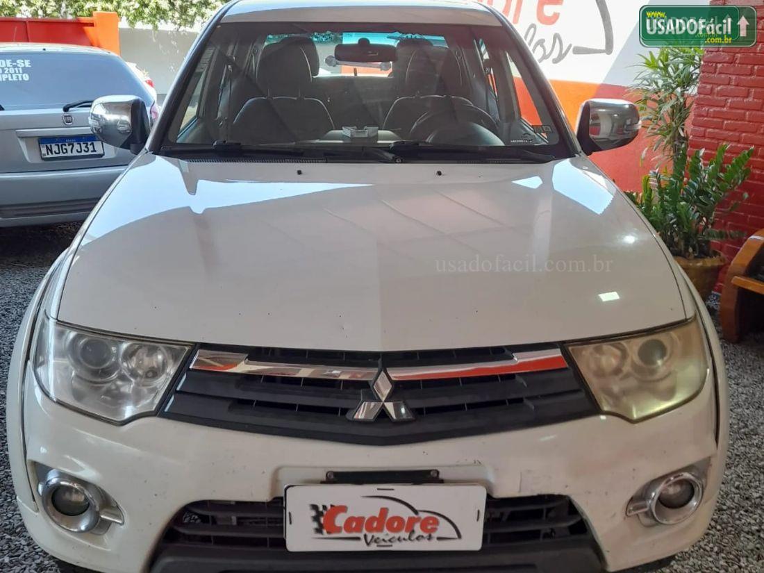 MITSUBISHI L200 Triton HPE CD 3.2 Turbo Automático Diesel 2013/2014 — foto 3 de 11