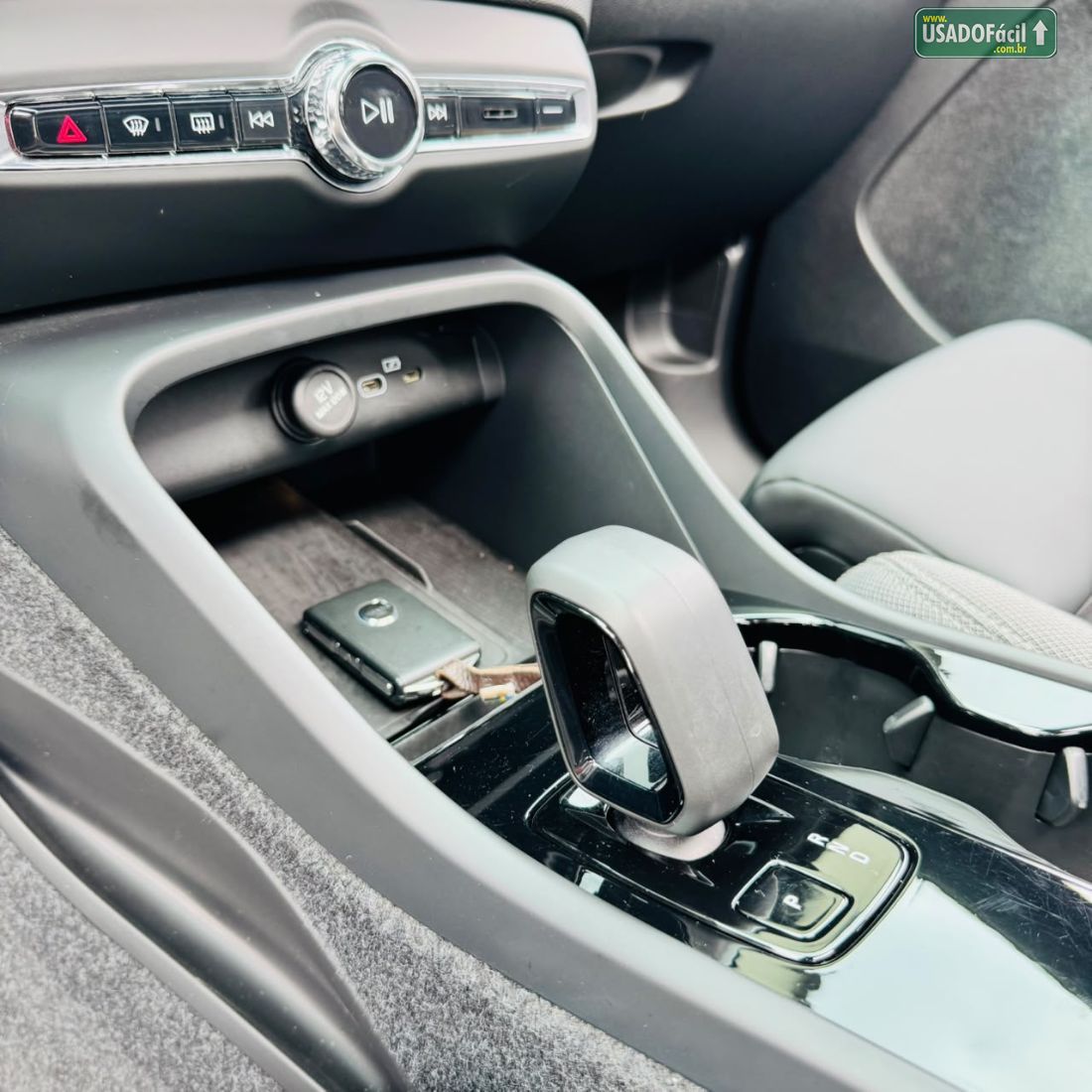 Volvo EX40 Plus P6 Elétrico 2025/2026 — foto 16 de 25