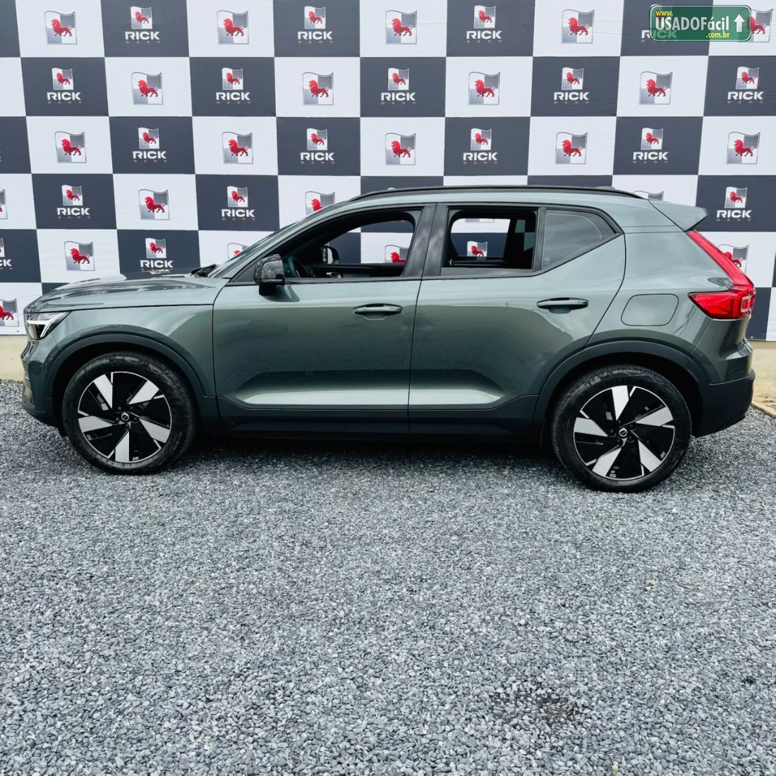 Volvo EX40 Plus P6 Elétrico 2025/2026 — foto 8 de 25