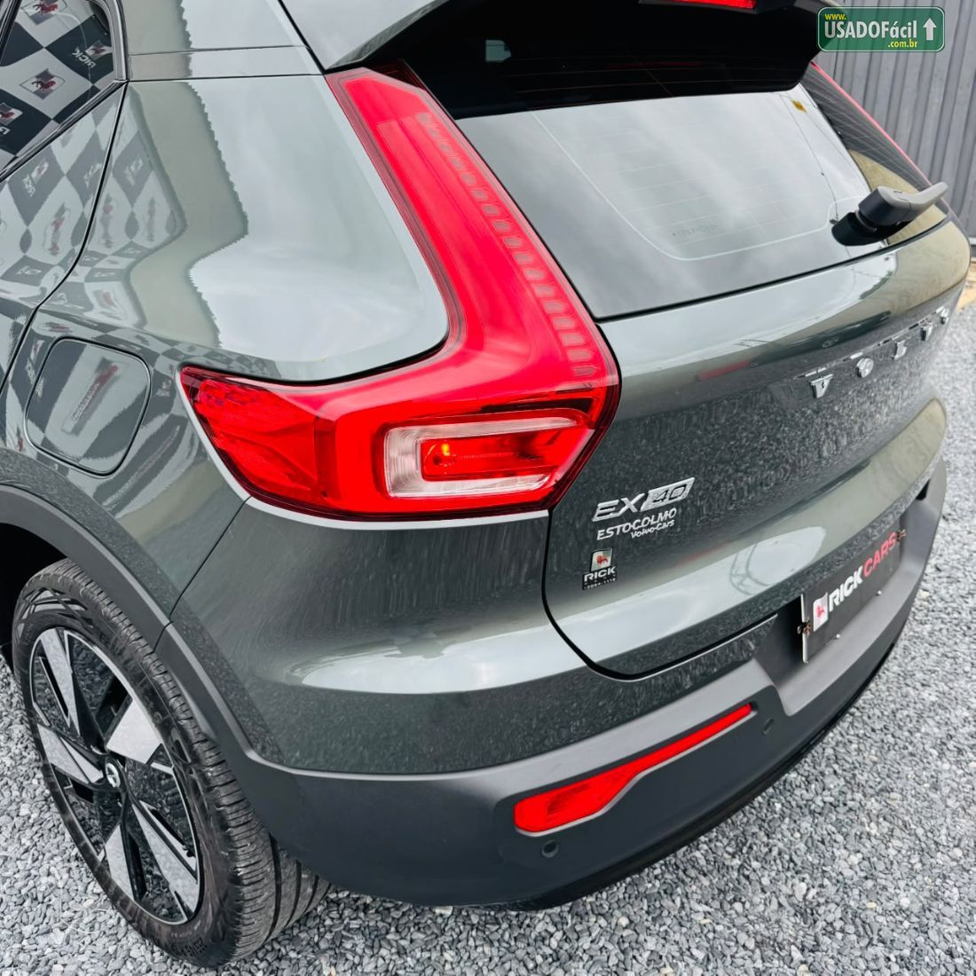 Volvo EX40 Plus P6 Elétrico 2025/2026 — foto 9 de 25