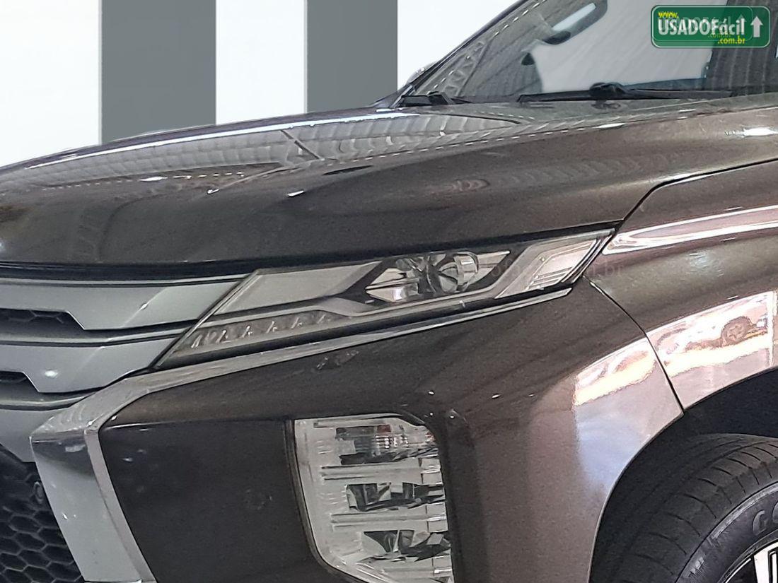 MITSUBISHI Pajero Sport HPE-S 2.4 4x4 Automático Diesel 2021/2022 — foto 5 de 17