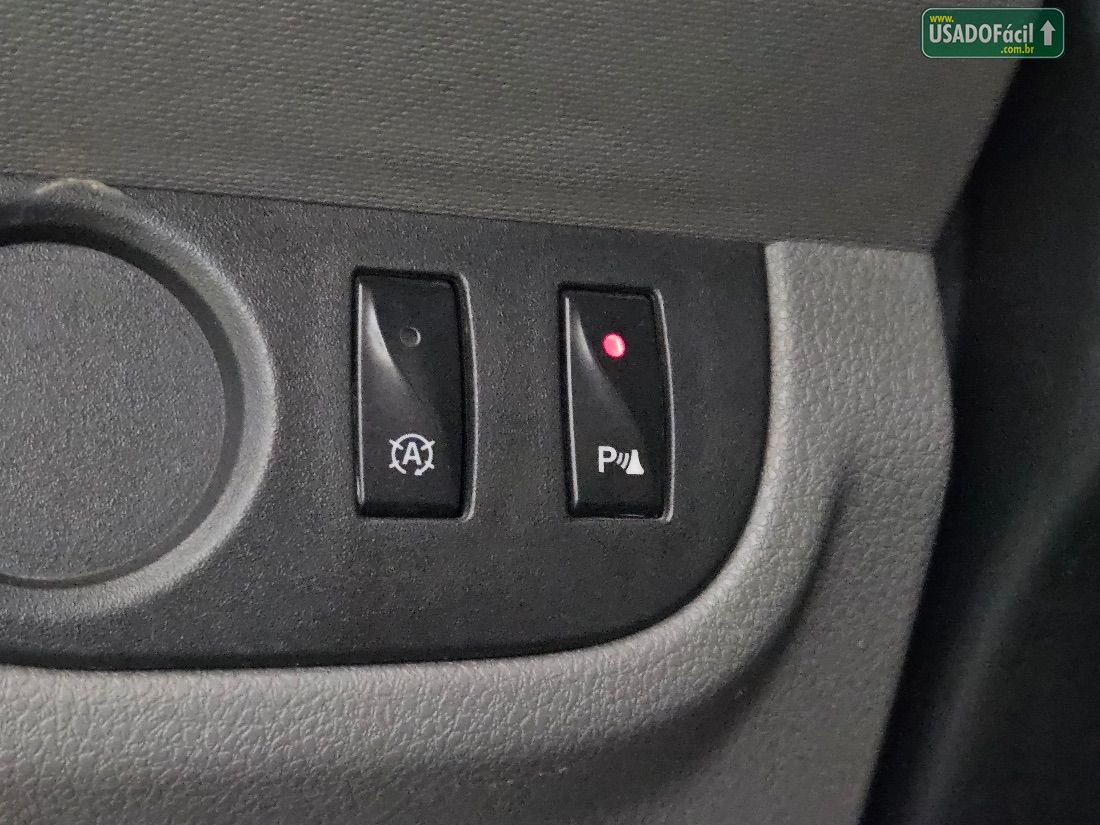 Renault Logan Expression 1.6 Mecânico Flex 2018/2019 — foto 16 de 19