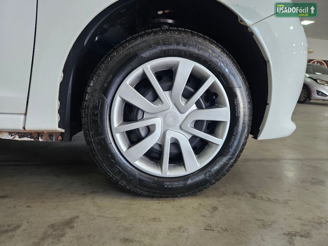 Renault Logan Expression 1.6 Mecânico Flex 2018/2019 — foto 18 de 19