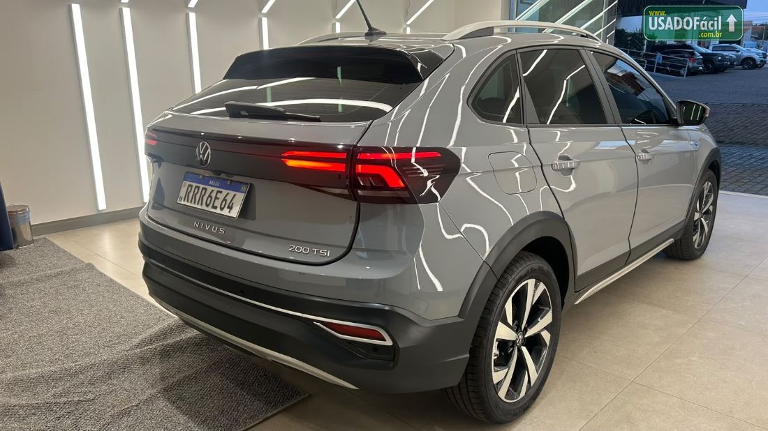 Volkswagen Nivus Highline 200 TSI Automático Flex 2023/2023 — foto 3 de 12