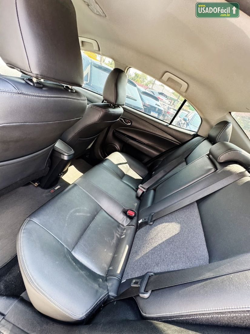 Toyota Yaris Sedan XS 1.5 Automático Flex 2023/2024 — foto 7 de 10