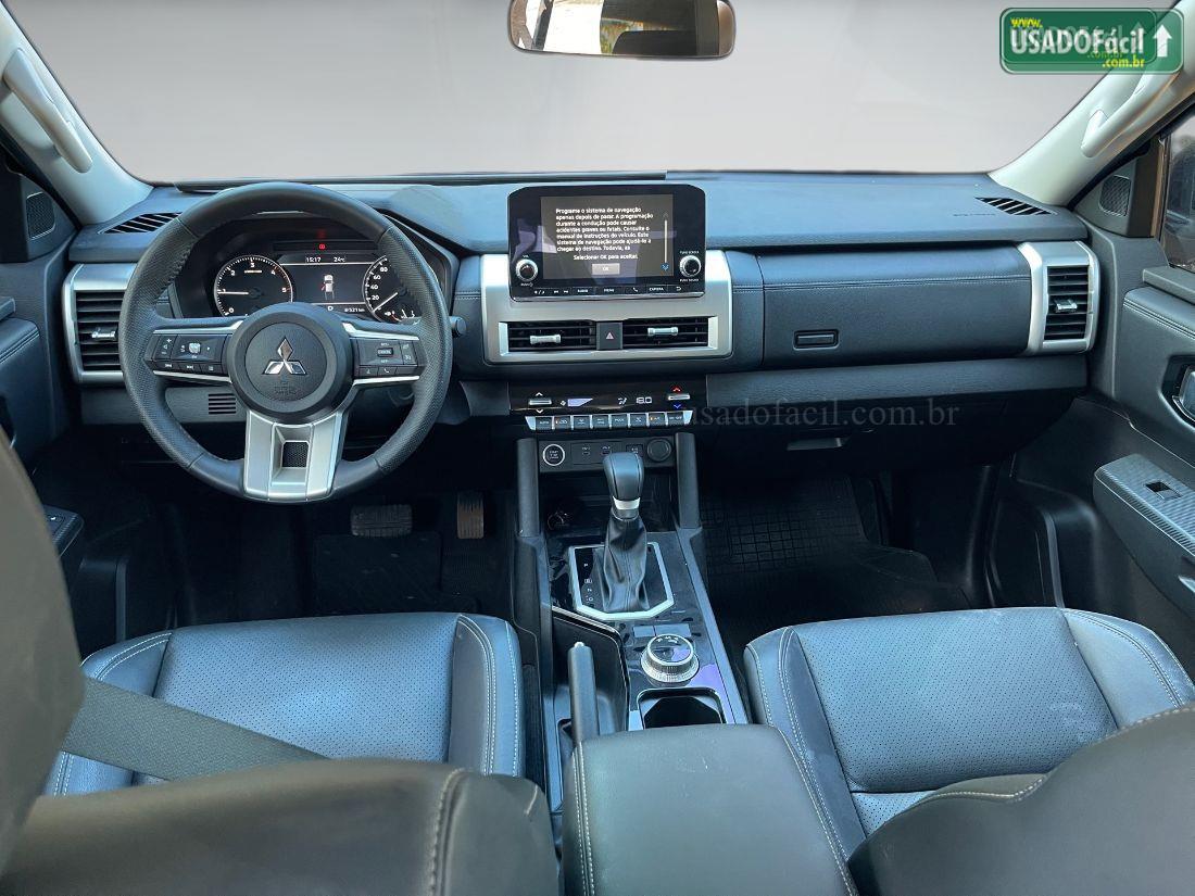 MITSUBISHI Triton HPE CD 2.4 4x4 Turbo Automático Diesel 2025/2026 — foto 7 de 8