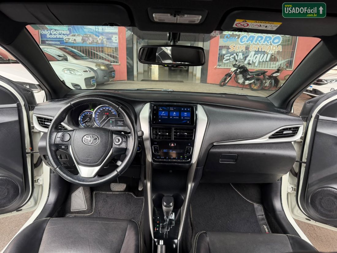 Toyota Yaris Hatch X-Way 1.5 Automático Flex 2019/2019 — foto 10 de 21