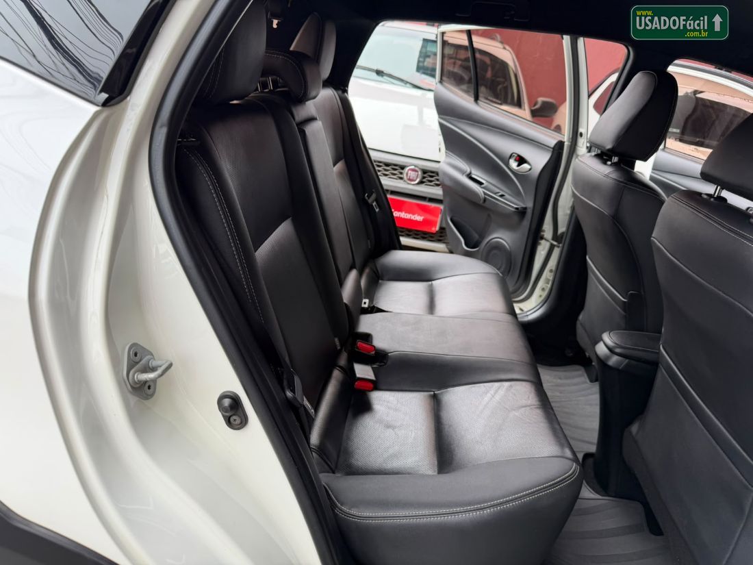 Toyota Yaris Hatch X-Way 1.5 Automático Flex 2019/2019 — foto 14 de 21