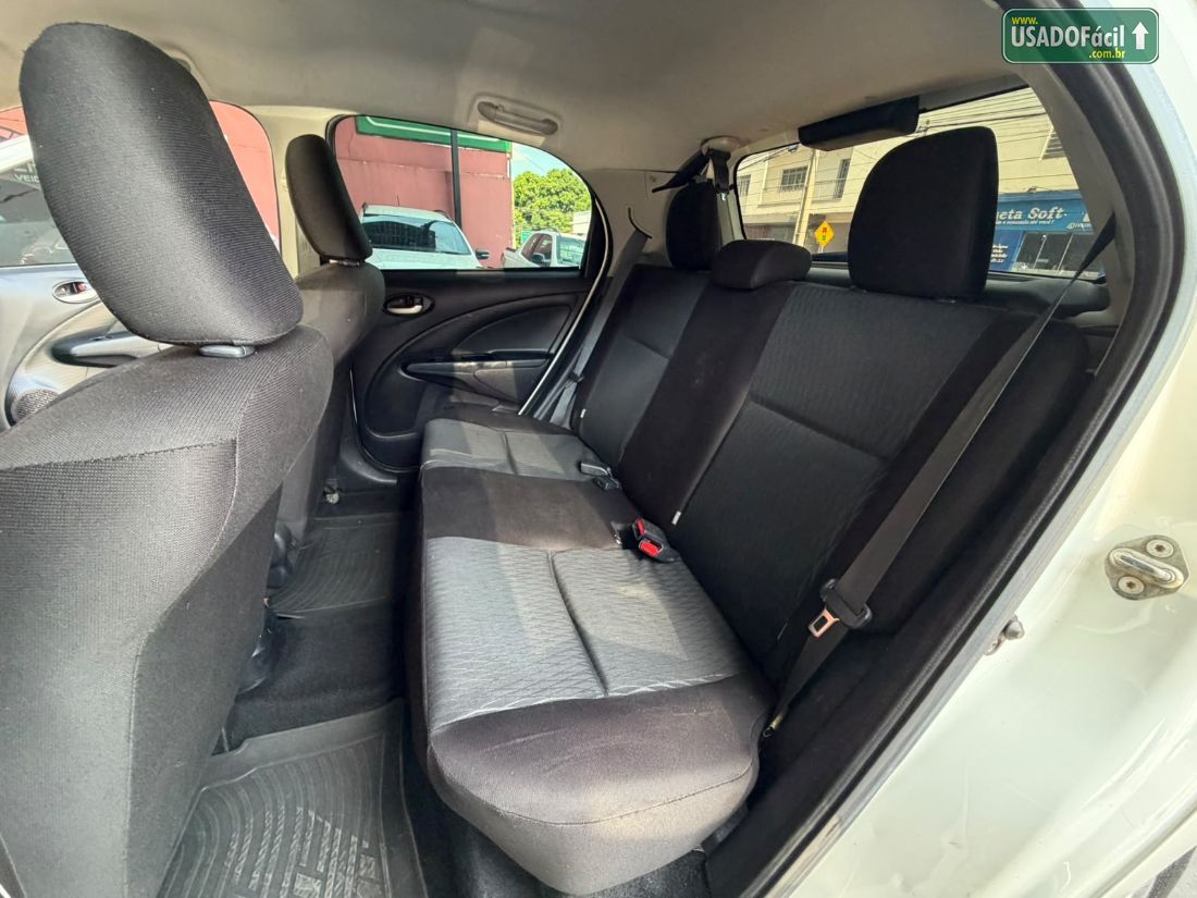 Toyota Etios Hatch X 1.3 Automático Flex 2020/2020 — foto 12 de 19