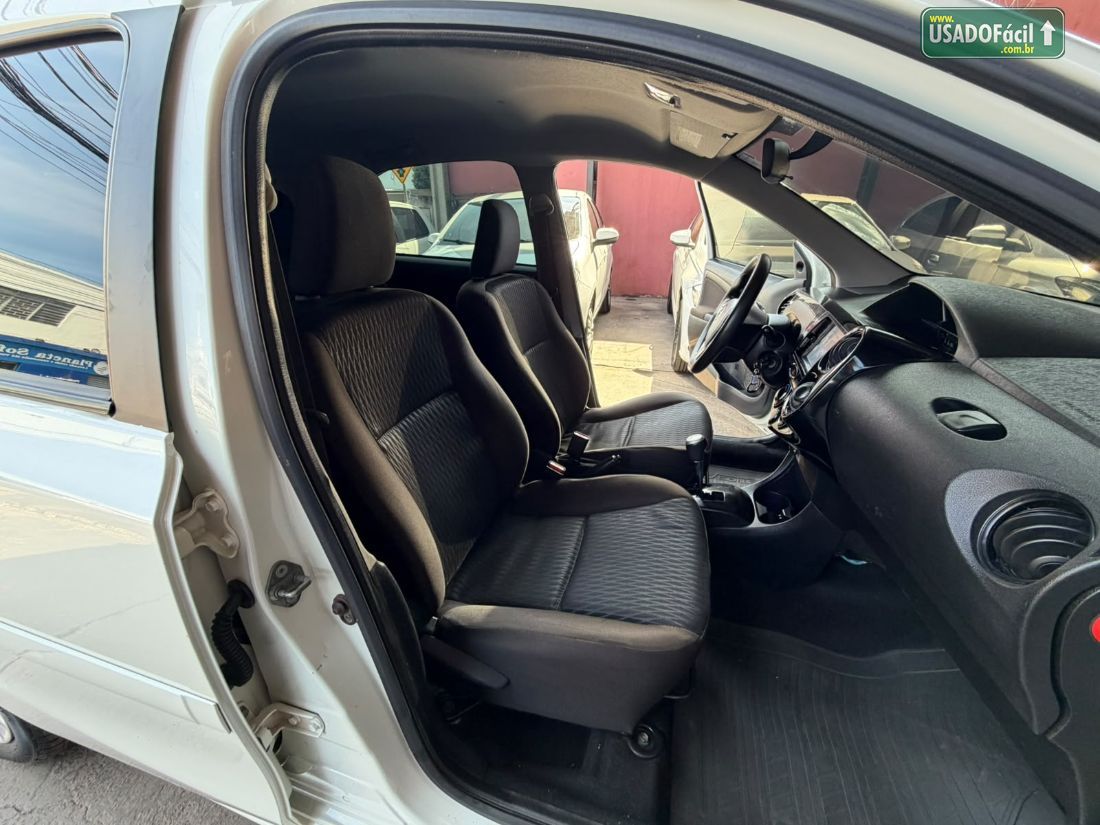 Toyota Etios Hatch X 1.3 Automático Flex 2020/2020 — foto 13 de 19