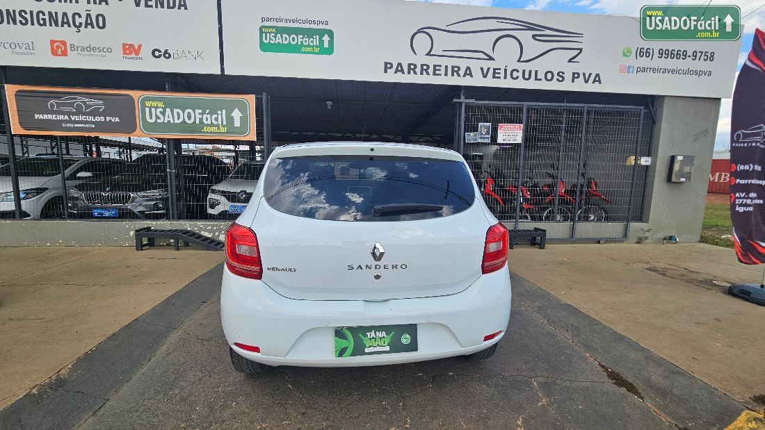 Renault Sandero Authentique 1.0 Hi-Power 5P 2014/2015 — foto 10 de 19