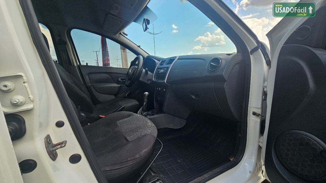 Renault Sandero Authentique 1.0 Hi-Power 5P 2014/2015 — foto 16 de 19