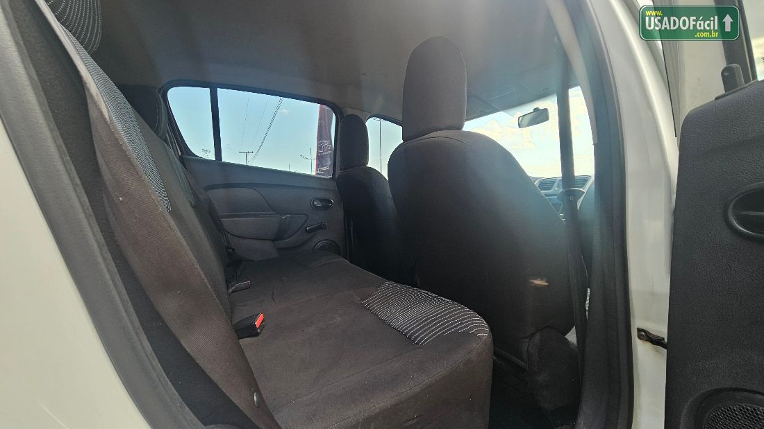 Renault Sandero Authentique 1.0 Hi-Power 5P 2014/2015 — foto 17 de 19