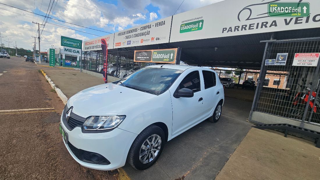 Renault Sandero Authentique 1.0 Hi-Power 5P 2014/2015 — foto 3 de 19