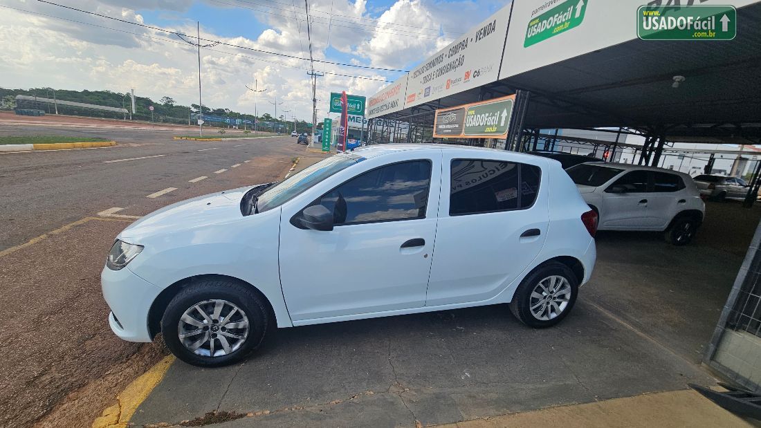 Renault Sandero Authentique 1.0 Hi-Power 5P 2014/2015 — foto 4 de 19