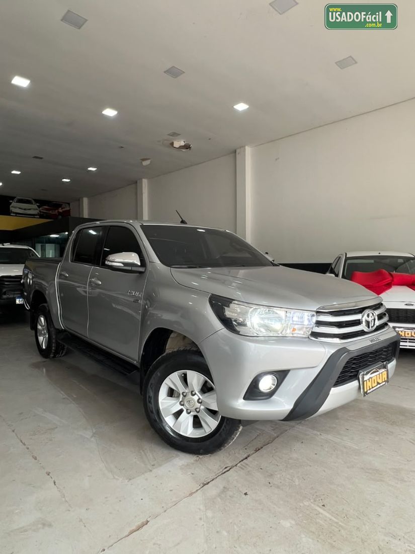 Toyota Hilux SRV CD 2.7 4X2 Automático Flex 2017/2017 — foto 2 de 6