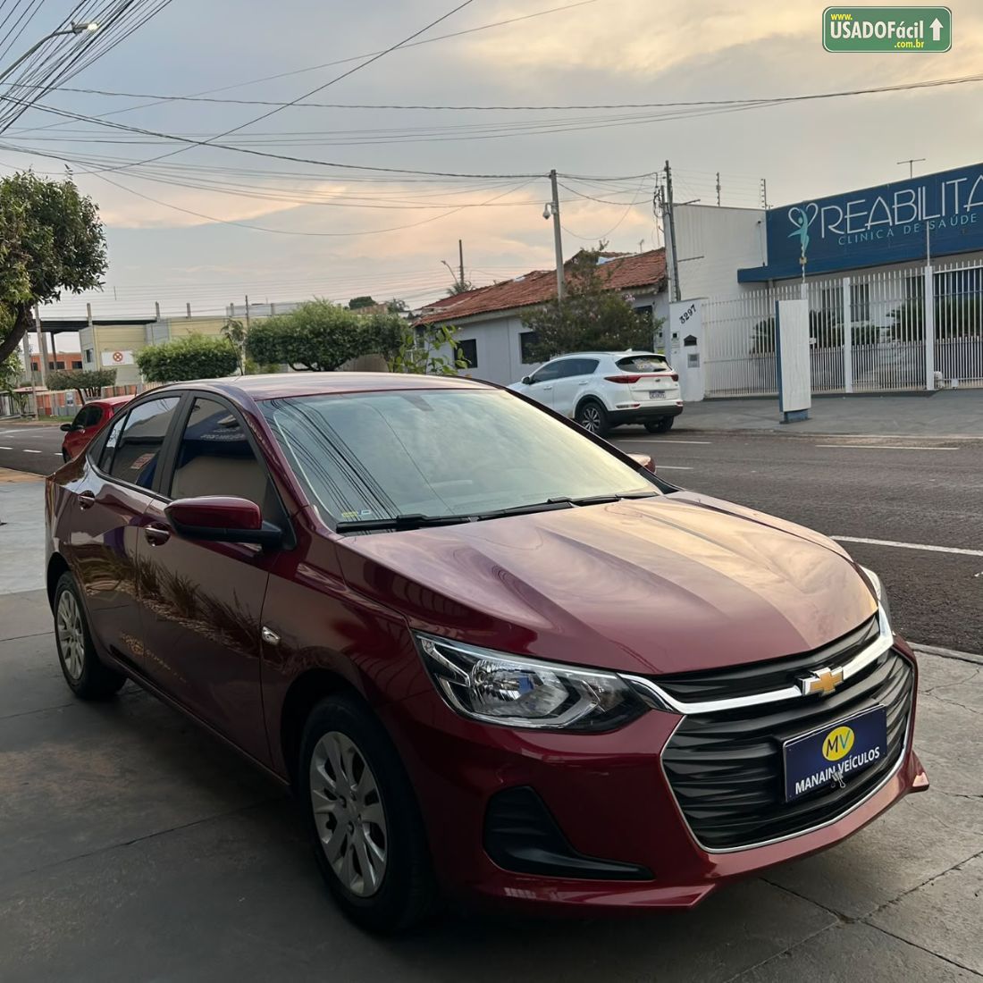 CHEVROLET/GM Onix Sedan Plus LT 1.0 Mecânico Flex 2022/2023 — foto 3 de 9