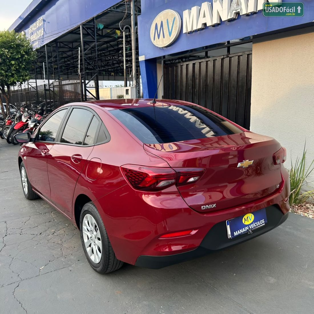 CHEVROLET/GM Onix Sedan Plus LT 1.0 Mecânico Flex 2022/2023 — foto 4 de 9