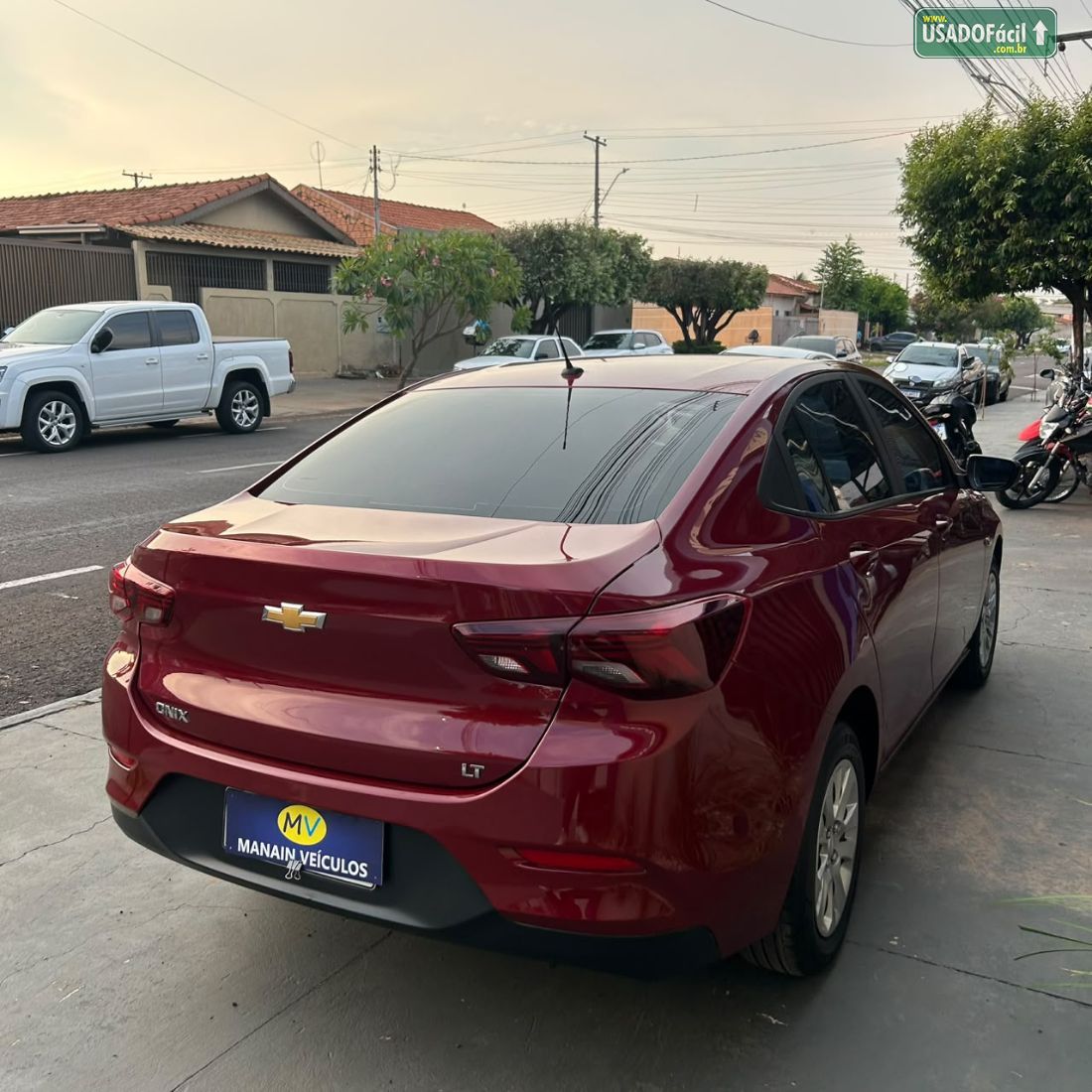 CHEVROLET/GM Onix Sedan Plus LT 1.0 Mecânico Flex 2022/2023 — foto 5 de 9