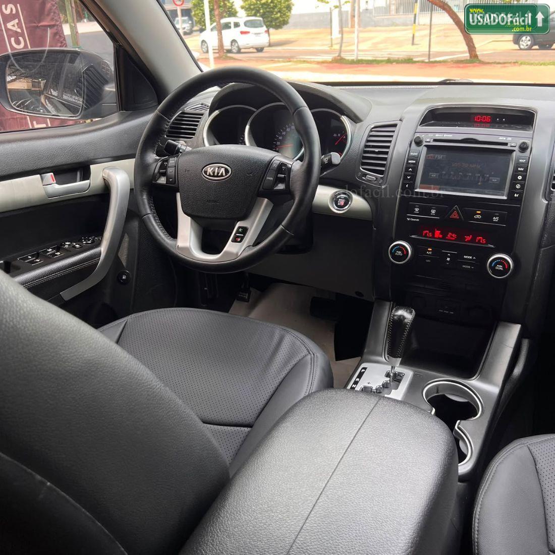 KIA MOTORS Sorento 3.5 V6 24V 278cv 4x2 Automático 2012/2013 — foto 13 de 15