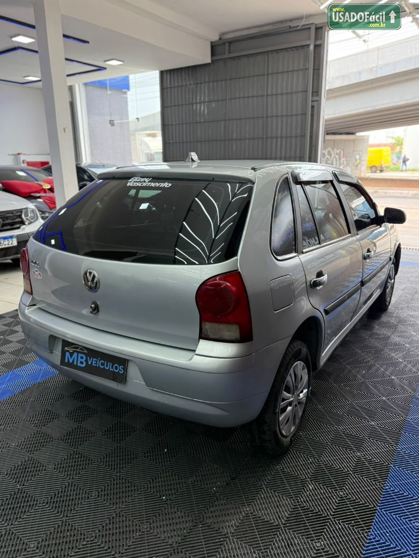 Volkswagen Gol 1.0 Mi 4P Total Flex 2013/2014 — foto 13 de 16