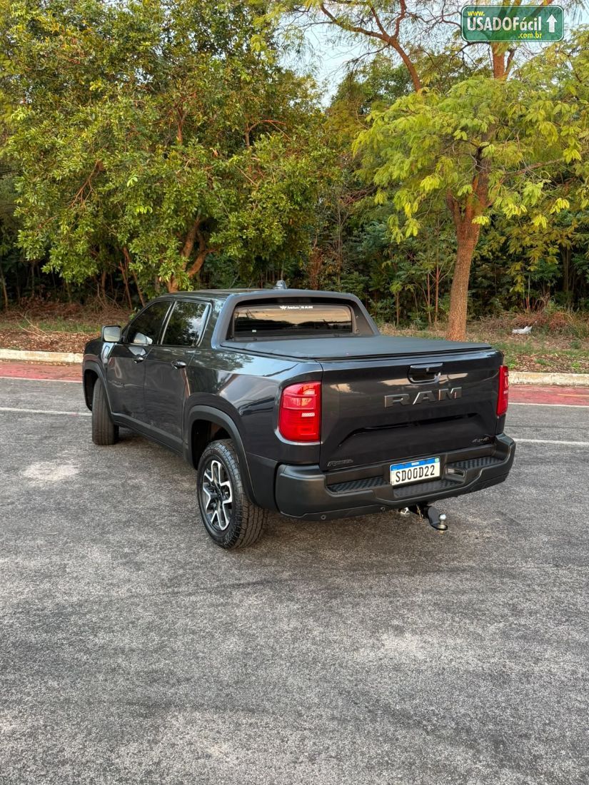 RAM Rampage Rebel CD 2.0 Turbo 4X4 Automático Diesel 2023/2024 — foto 4 de 10