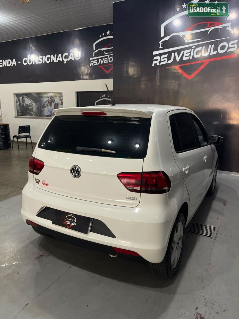 Volkswagen Fox Rock in Rio 1.6 Mi 4P Total Flex 2015/2016 — foto 18 de 20