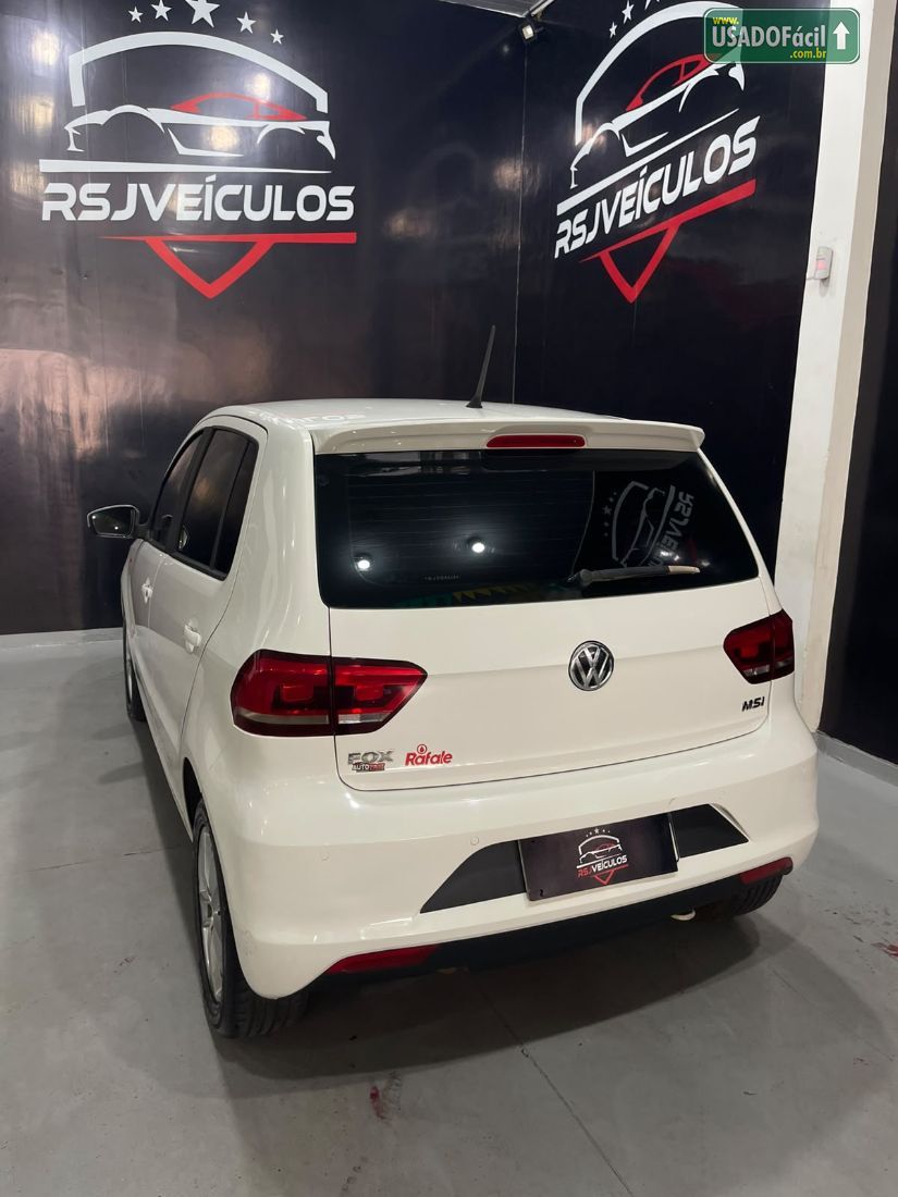 Volkswagen Fox Rock in Rio 1.6 Mi 4P Total Flex 2015/2016 — foto 2 de 20
