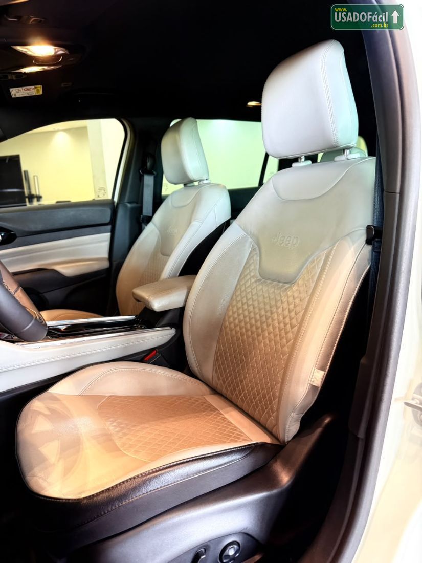 Jeep Commander Limited T270 1.3 Turbo Automático Flex 2021/2022 — foto 14 de 16