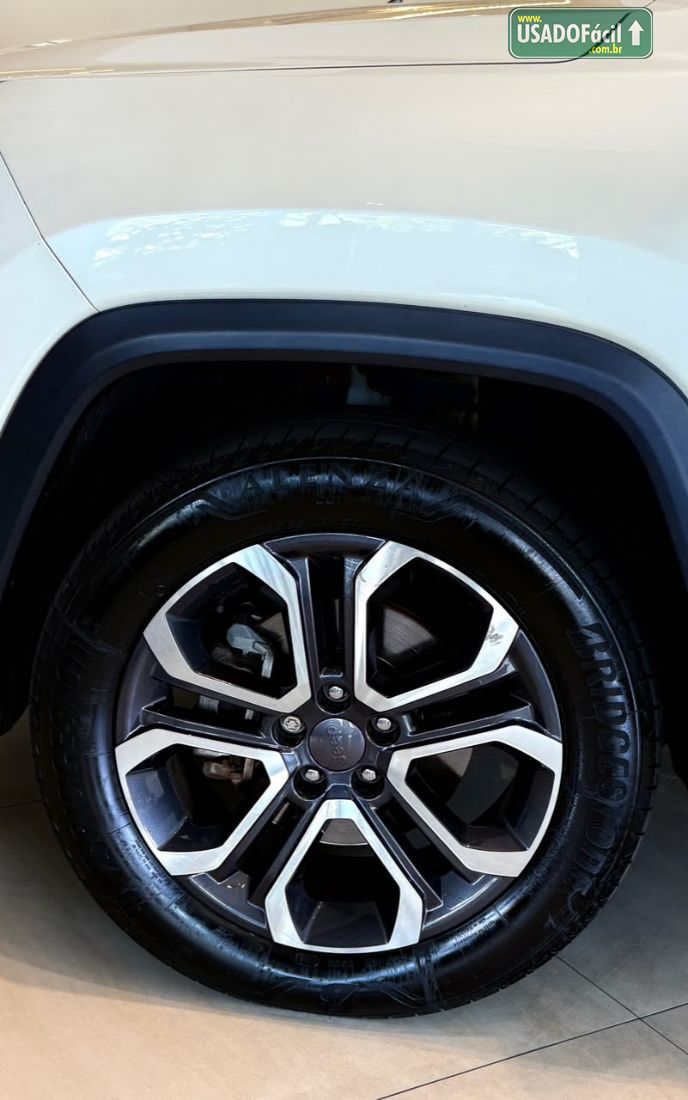 Jeep Commander Limited T270 1.3 Turbo Automático Flex 2021/2022 — foto 16 de 16