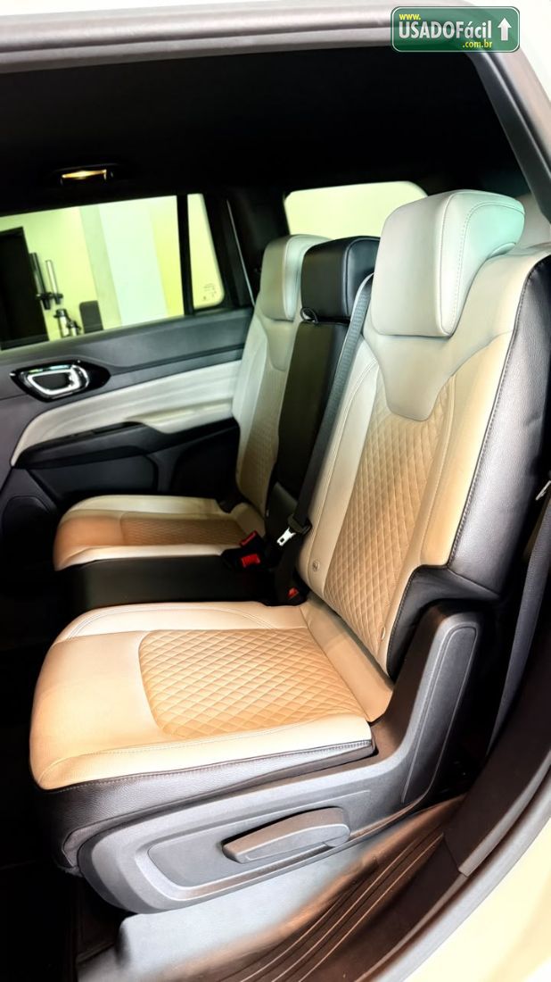 Jeep Commander Limited T270 1.3 Turbo Automático Flex 2021/2022 — foto 9 de 16