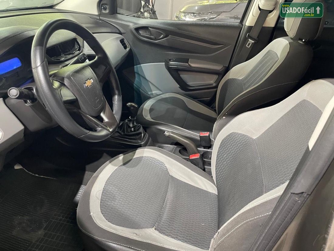 CHEVROLET/GM Onix Hatch LT 1.0 Mecânico Flex 2014/2015 — foto 8 de 11