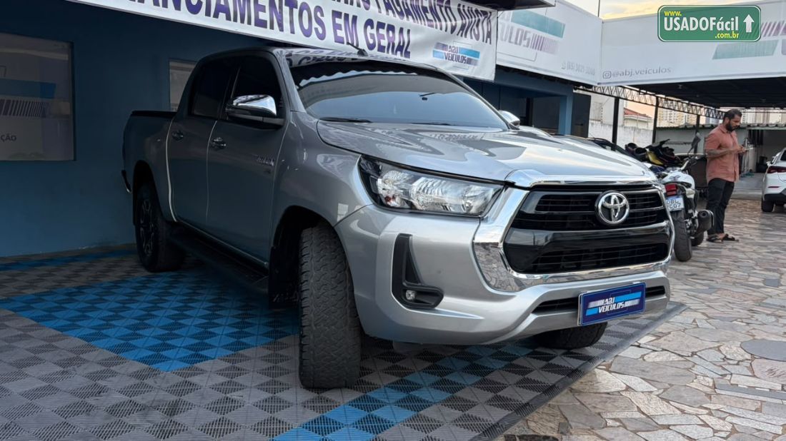 Toyota Hilux SRV CD 2.7 4x4 Automático Flex 2020/2021 — foto 3 de 13