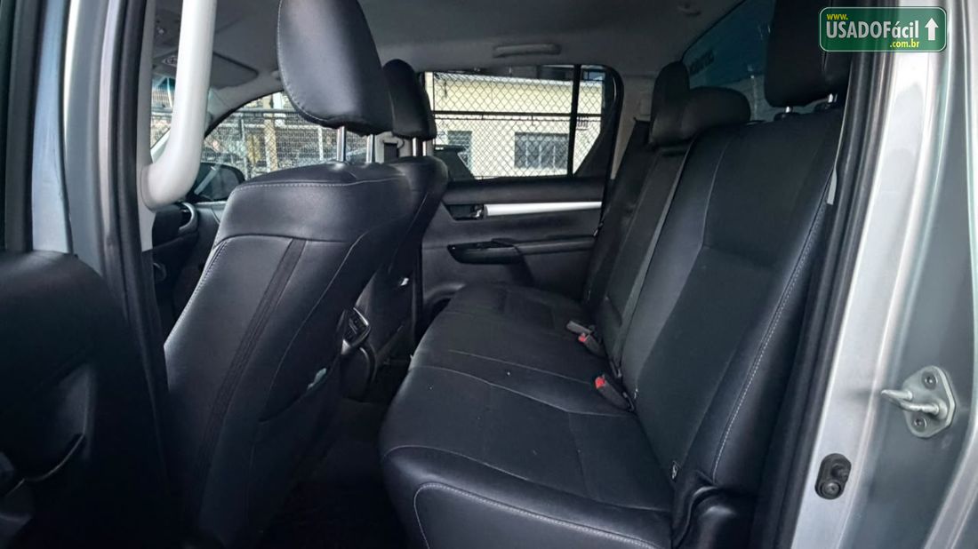 Toyota Hilux SRV CD 2.7 4x4 Automático Flex 2020/2021 — foto 4 de 13