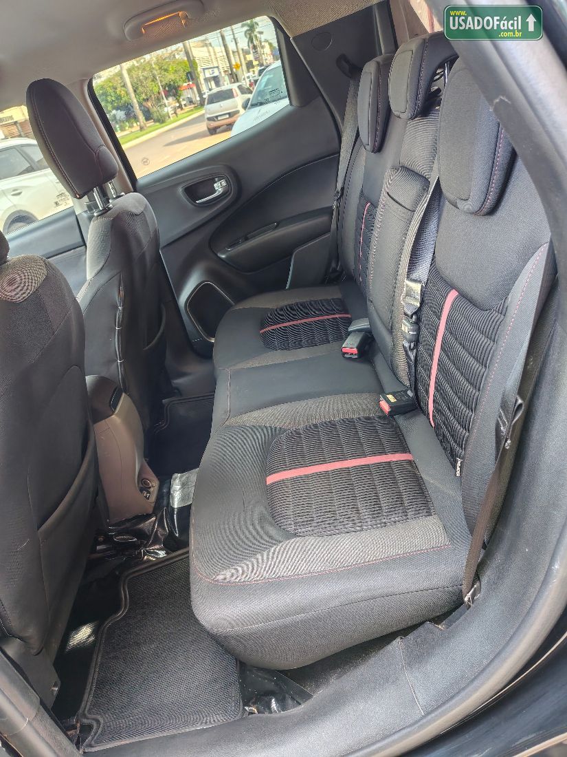 FIAT Toro Freedom Road 2.4 Automático Flex 2018/2018 — foto 12 de 13