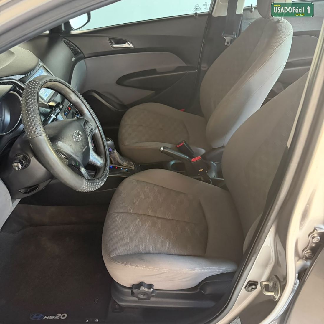 Hyundai HB20S Sedan Comfort Style 1.6 Automático Flex 2016/2016 — foto 13 de 15
