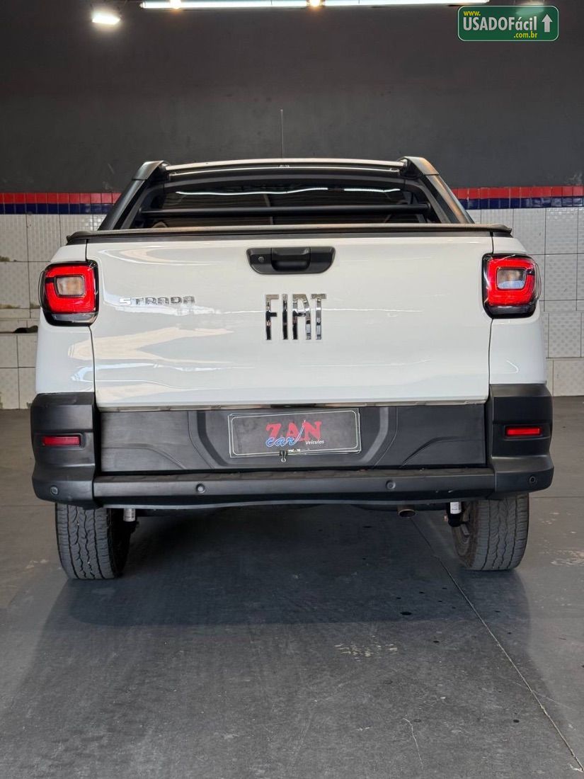 Fiat Strada Ranch CD 1.0 Turbo Automático Flex 2023/2024 — foto 15 de 17