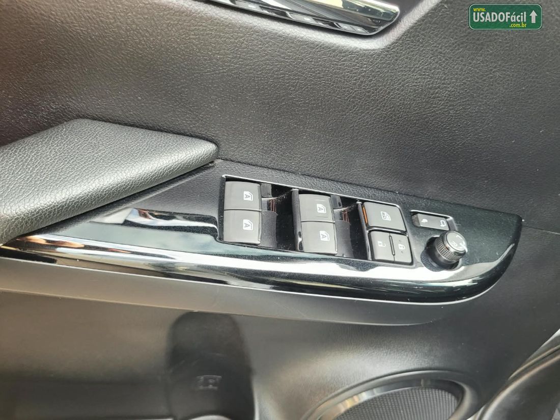 Toyota Hilux SRX Plus CD 2.8 4x4 TDI Automático Diesel 2024/2024 — foto 14 de 15