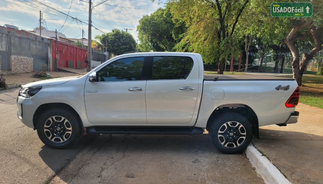 Toyota Hilux SRX Plus CD 2.8 4x4 TDI Automático Diesel 2024/2024 — foto 4 de 15