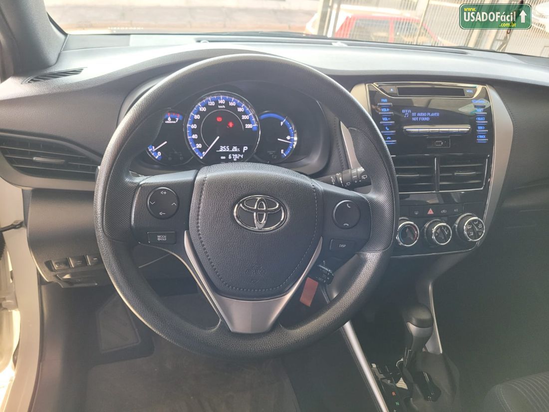 Toyota Yaris Hatch XL Plus Tech 1.3 Automático Flex 2019/2019 — foto 10 de 14