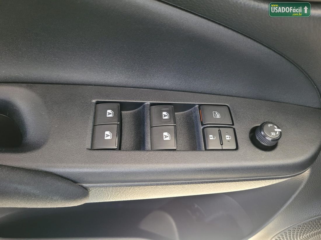 Toyota Yaris Hatch XL Plus Tech 1.3 Automático Flex 2019/2019 — foto 13 de 14