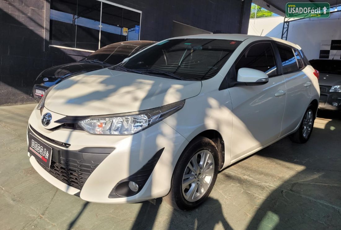 Toyota Yaris Hatch XL Plus Tech 1.3 Automático Flex 2019/2019 — foto 3 de 14